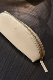 Duurzame Etui Badu van vegan appelleer beige