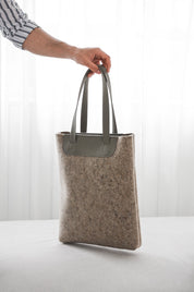 Duurzame shopper van gerecycled wolvilt taupe